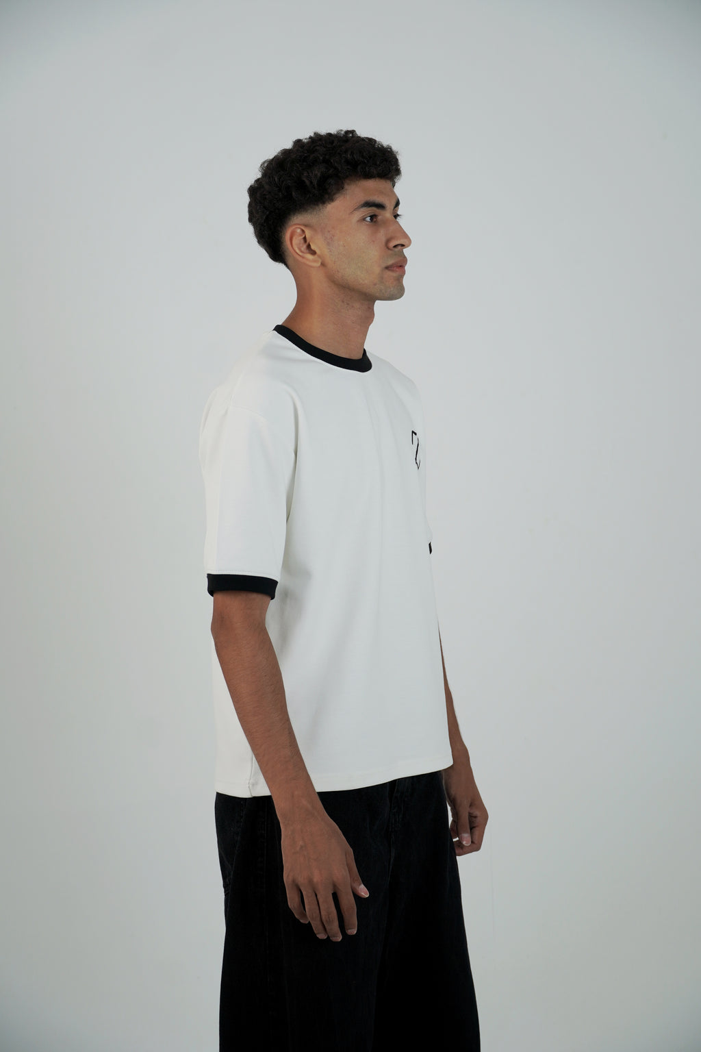 Zekra White Ringer T-shirt-Black Ringers